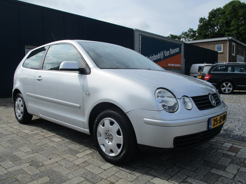Volkswagen Polo 1.2-12V APK 17-7-2027 (bj 2002), Auto's, 983 kg, 1198 cc, Origineel Nederlands, Handgeschakeld