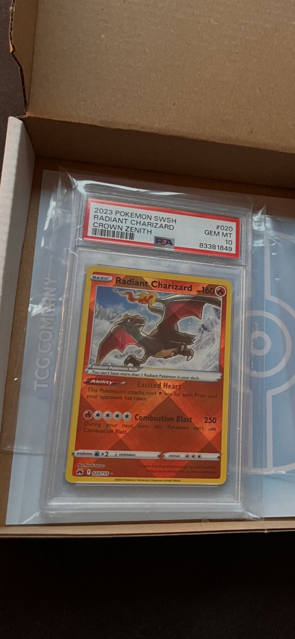 PSA 10 Radiant Charizard Crown Zenith 2023 Pokémon SWSH, Verzenden, Nieuw, Losse kaart, Foil