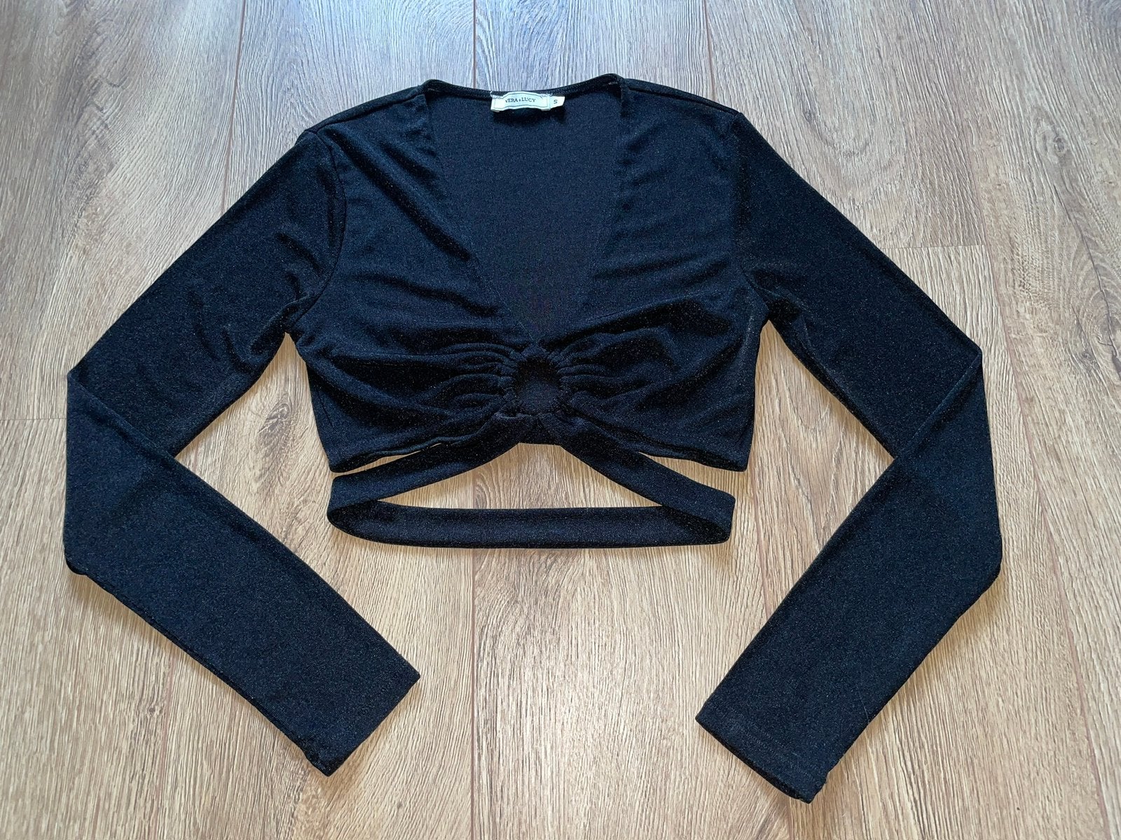 Vera & lucy zwarte shine lange mouwen crop top mt S, Zwart, Ophalen of Verzenden, Zo goed als nieuw, Lange mouw