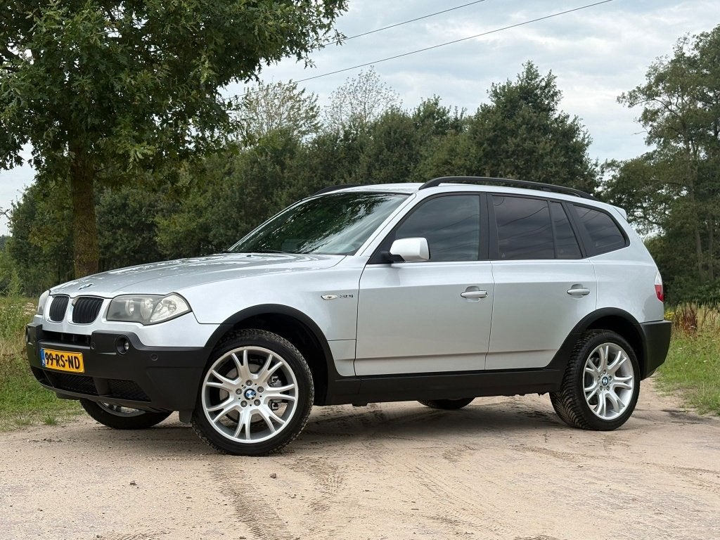 BMW X3 3.0I - Top staat - Top onderhouden - Apple Carplay ., Automaat, Zwart, 2000 kg, Vierwielaandrijving