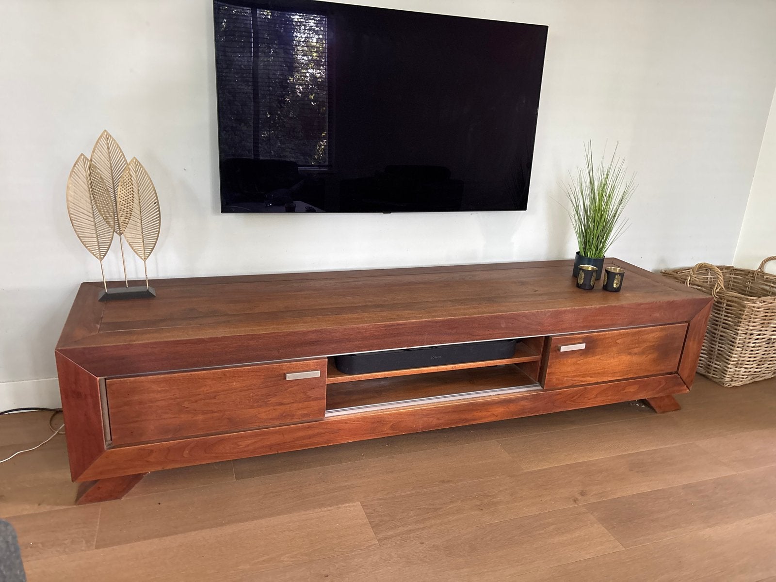 Japandi stijl tv meubel - Wegens scheiding, Ophalen, 150 tot 200 cm, Zo goed als nieuw, Minder dan 100 cm