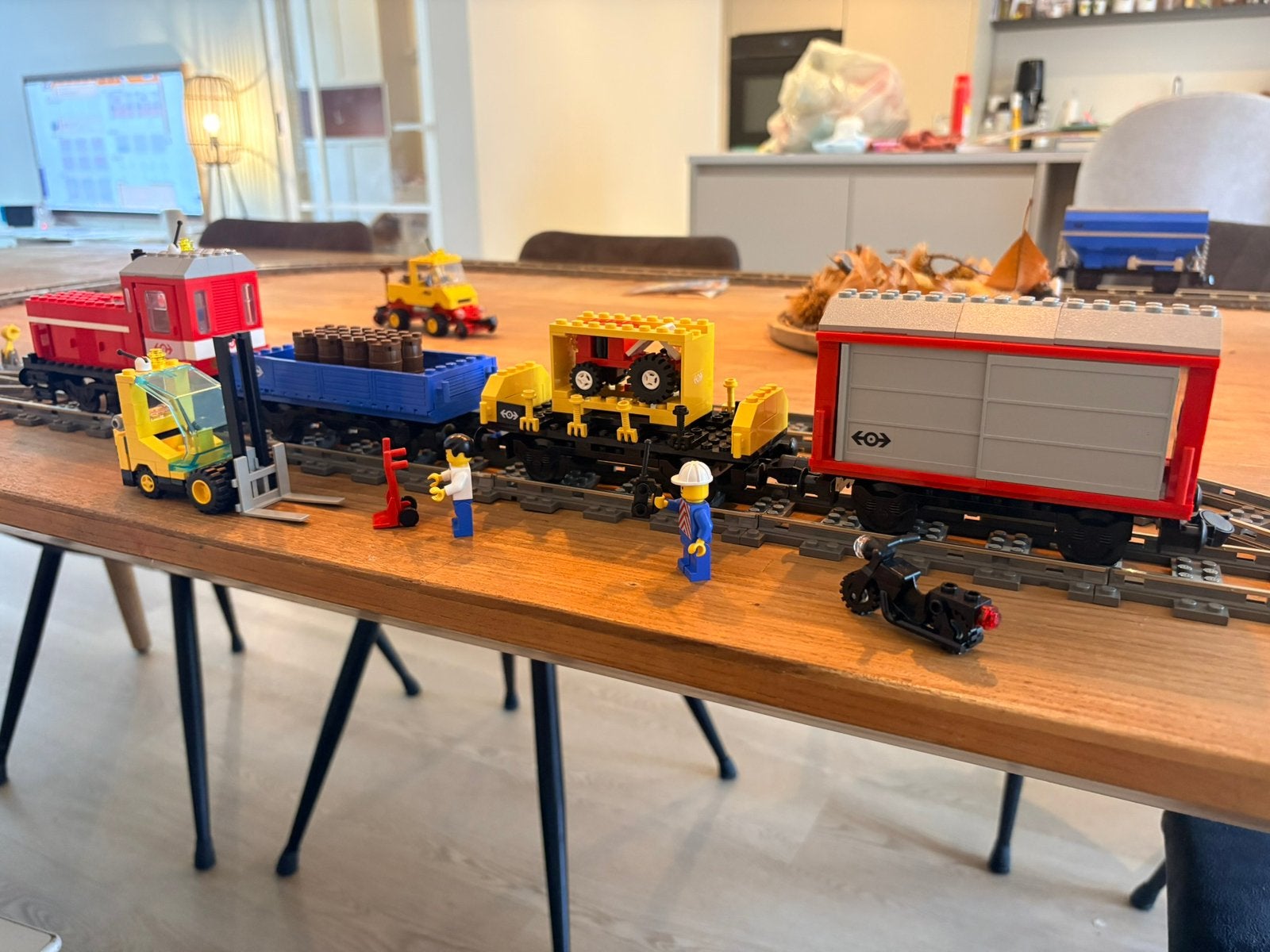 LEGO 9V-trein (1991) 4563, 4536 en 4546, 36 rails, 2 wissels, Ophalen, Zo goed als nieuw, Compleet, Lego