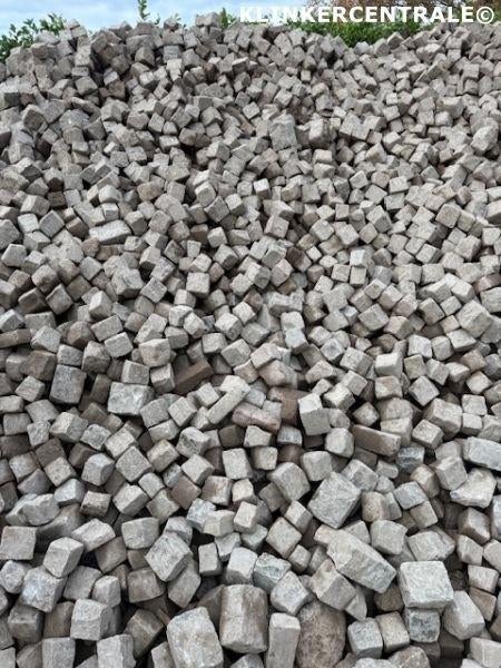 KORTING 875m2 grijs antraciet Portugees graniet natuursteen, Tuin en Terras, Bij dit gebruikte product niet te achterhalen, Gebruikt