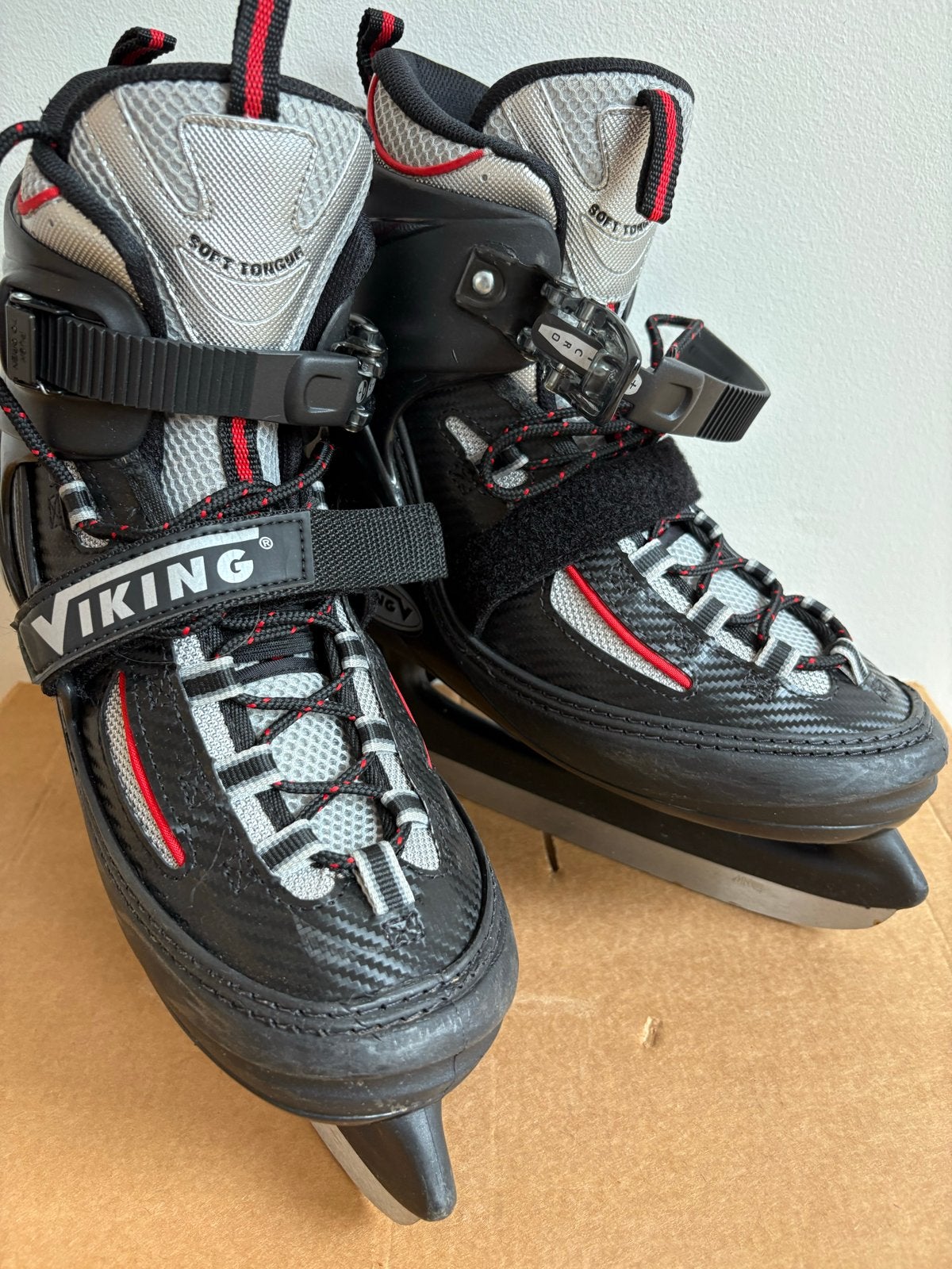Viking combi ijshockeyschaatsen mt 39 - in goede staat, Sport en Fitness, Ophalen, Viking, Zo goed als nieuw, IJshockeyschaatsen