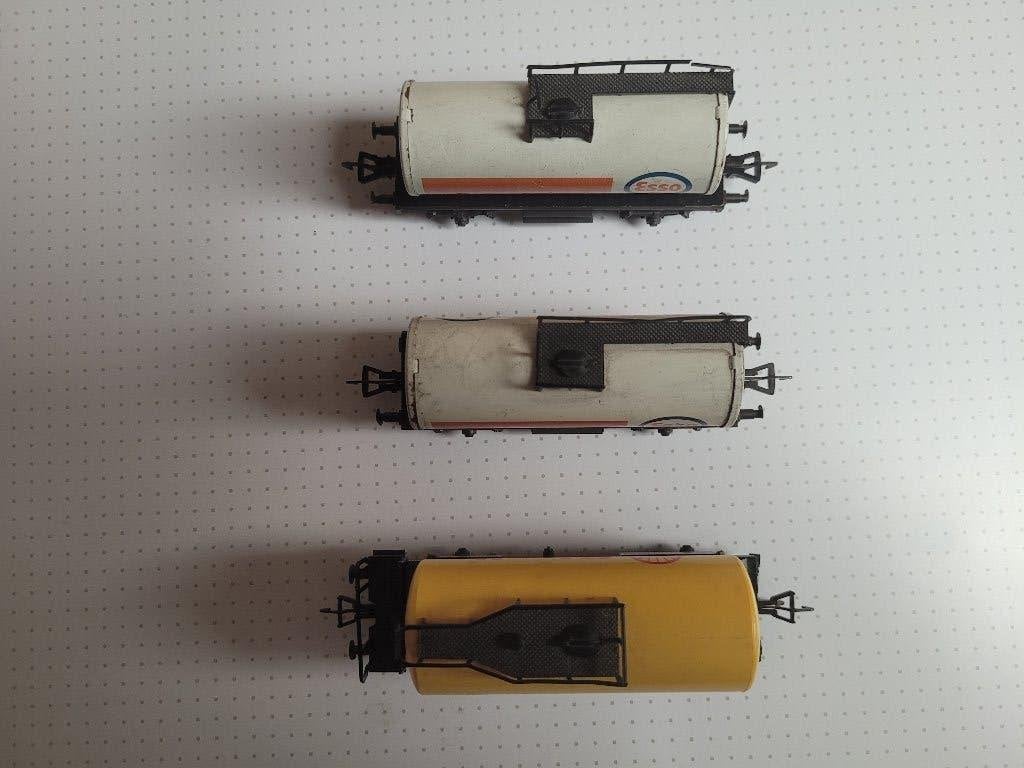 fleischmann 3 tankwagens van Shell en Esso, Gebruikt, Gelijkstroom, Fleischmann, Wagon