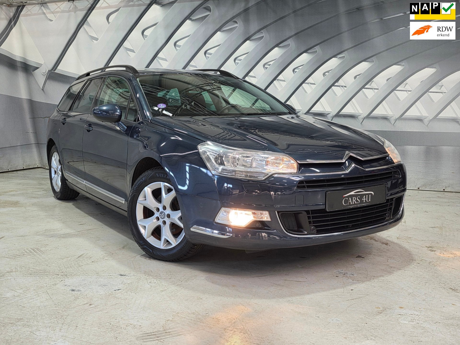 Citroen C5 Tourer 1.6 THP Business half leer, Voorwielaandrijving, Euro 5, Gebruikt, Leder en Stof