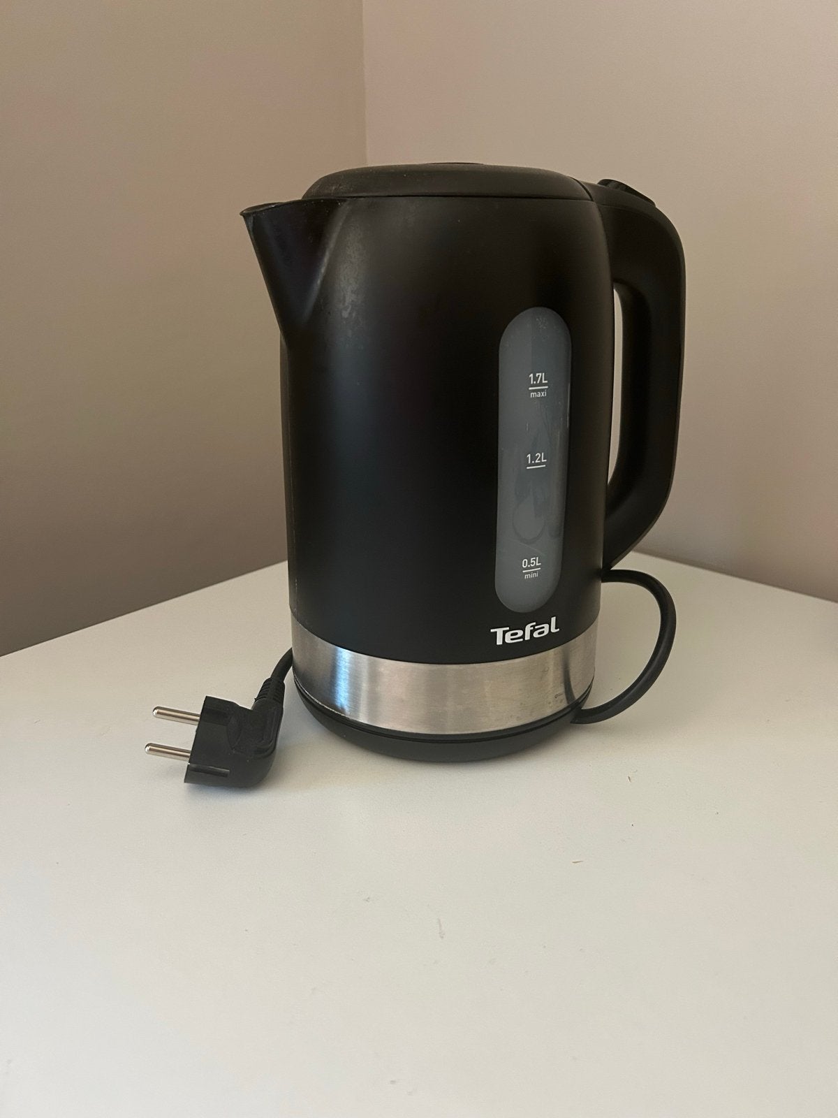Tefal waterkoker - Zwart - 1.7L, Witgoed en Apparatuur, 1 tot 2 liter, Ophalen of Verzenden, Zo goed als nieuw