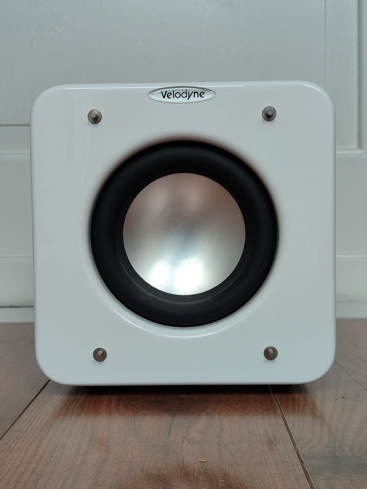 Superkrachtige Velodyne subwoofer - piek van 2000 watt ! !, Gebruikt, Subwoofer, Ophalen of Verzenden, 150 watt of meer