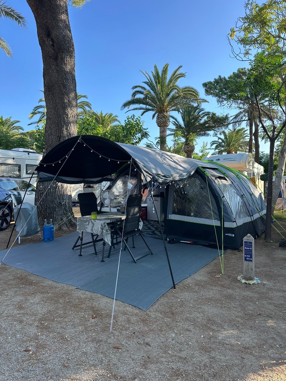 Obelink Lugano excellent XL cooldark tunneltent + luifel, Ophalen, Nieuw, Tot en met 6