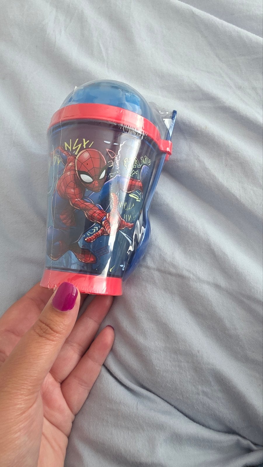 yoghurt beker met lepel, Ophalen, Nieuw