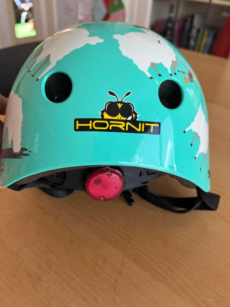 Kinderhelm Hornit met lamaprint, Ophalen, Gebruikt, Overige maten, Jongen of Meisje