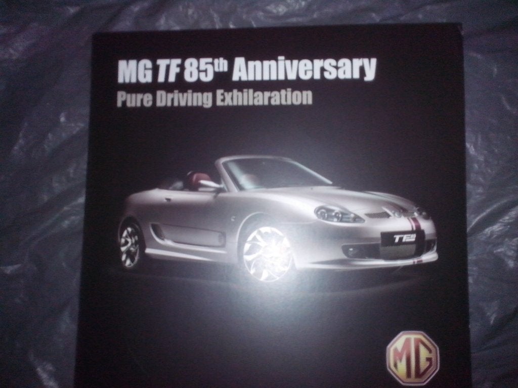 2x MG TF Cabriolet brochures folders 85th Anniversary + 135, Boeken, Ophalen of Verzenden, Zo goed als nieuw, Overige merken