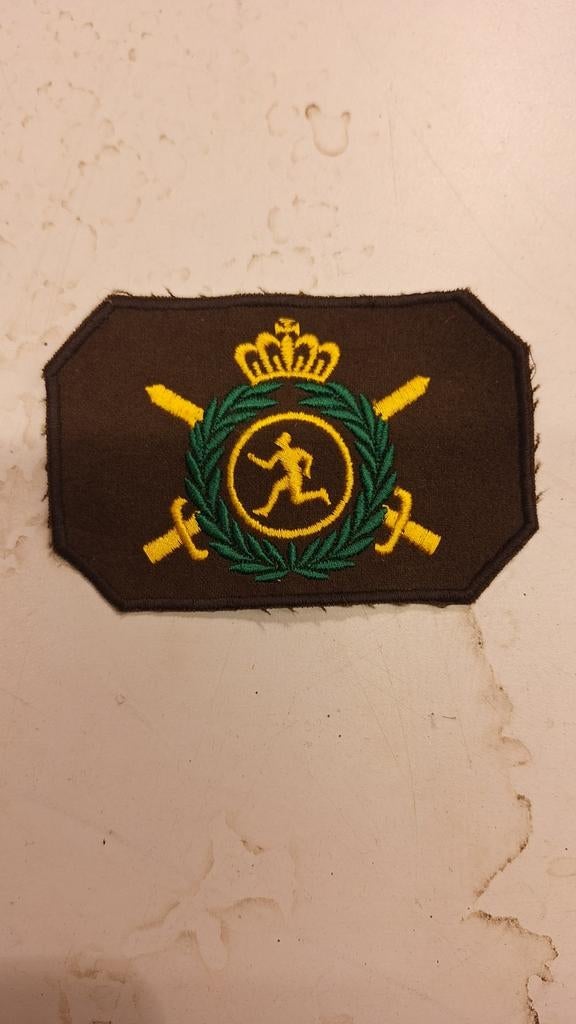 Embleem KL lichamelijke oefening, Verzamelen, Ophalen, Landmacht, Nederland, Embleem of Badge
