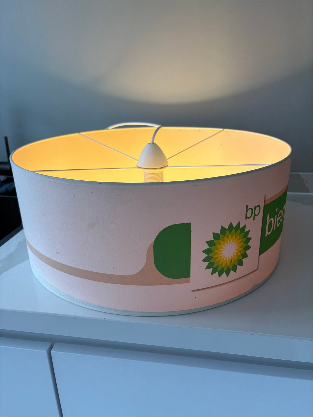 Foto 8 van Unieke BP hanglamp uit tankstation - Vintage design