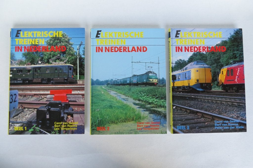 Elektrische treinen in Nederland Deel I-2-3, Ophalen of Verzenden, Zo goed als nieuw, Trein, Boek of Tijdschrift
