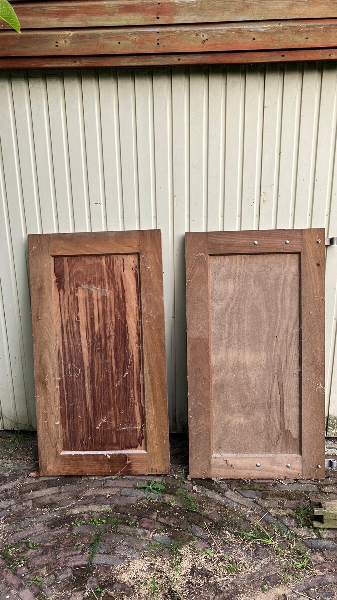 2 hardhouten luiken, Ophalen, Minder dan 200 cm