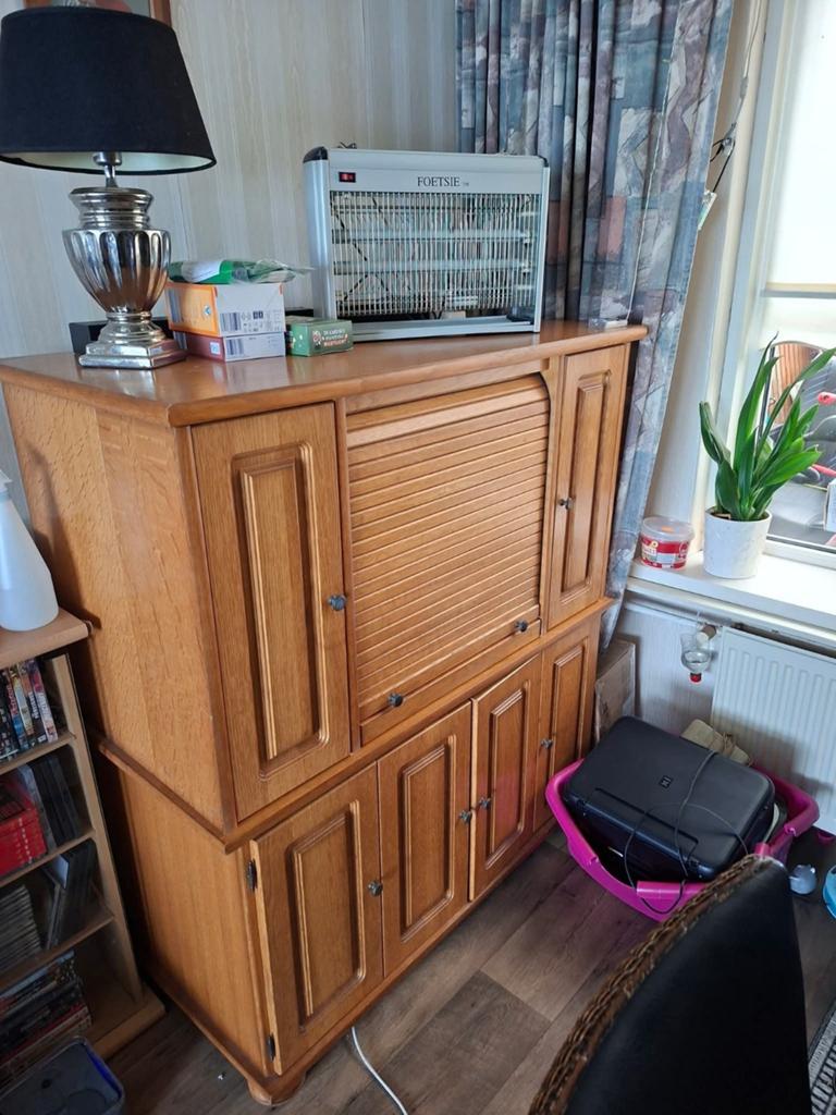 PC kast gratis af te halen in Twijzelerheide, Ophalen