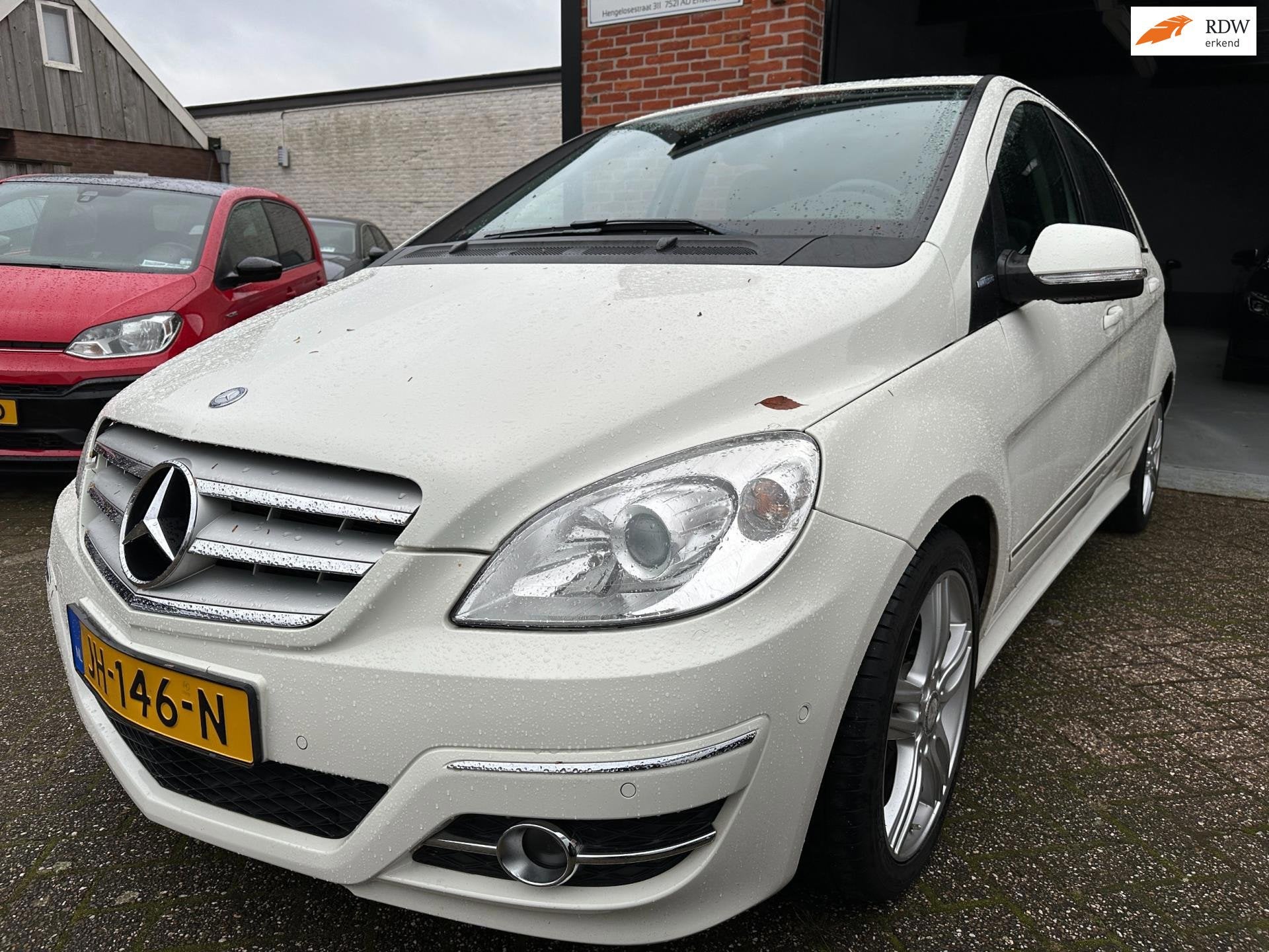 Mercedes-Benz B-klasse 160 BlueEFFICIENCY Business Class NAV, Voorwielaandrijving, Euro 5, 15 km/l, Zwart