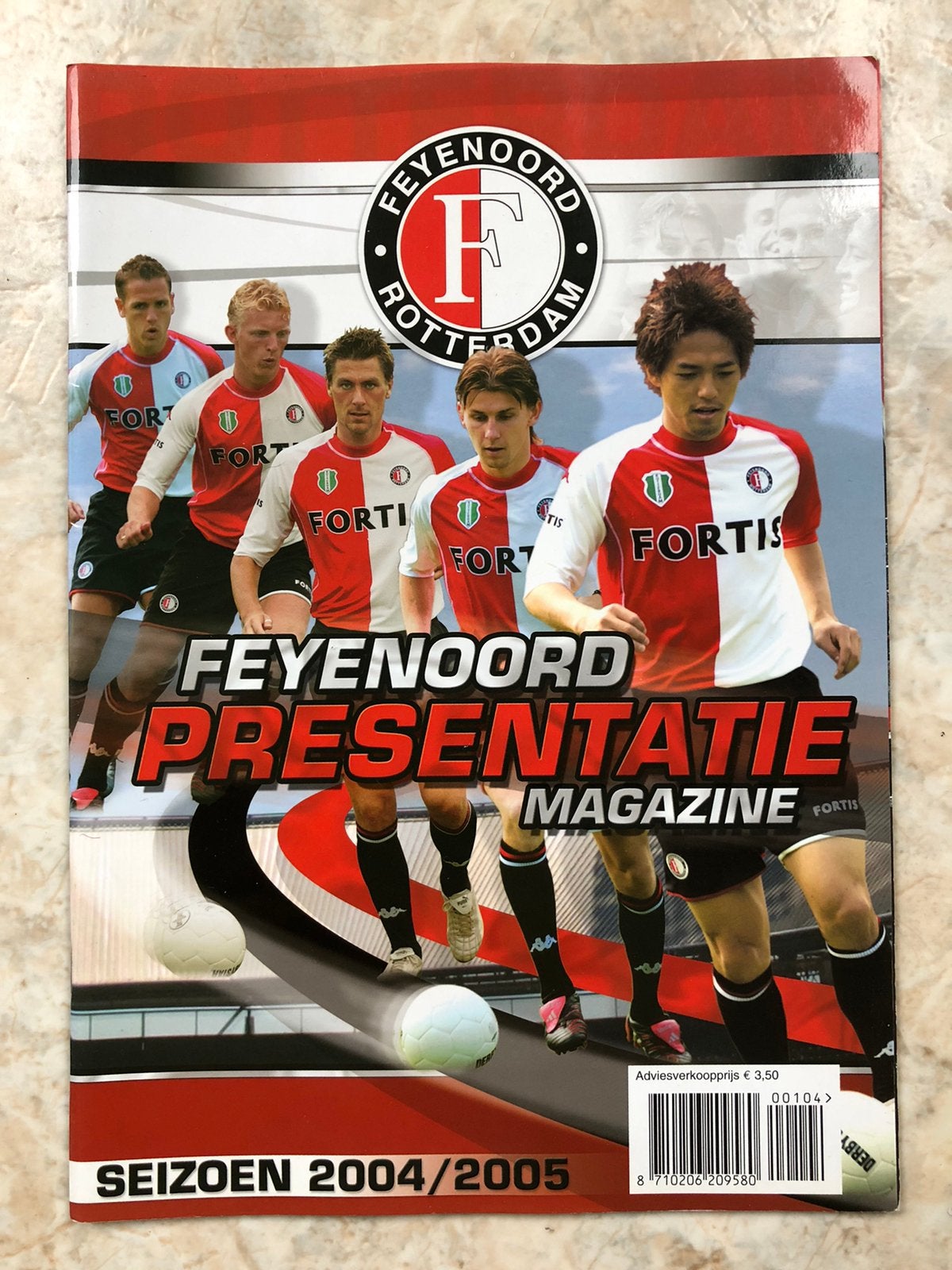 Feyenoord Presentatiemagazine seizoen 2004-2005, Ophalen of Verzenden, Zo goed als nieuw, Feyenoord, Shirt