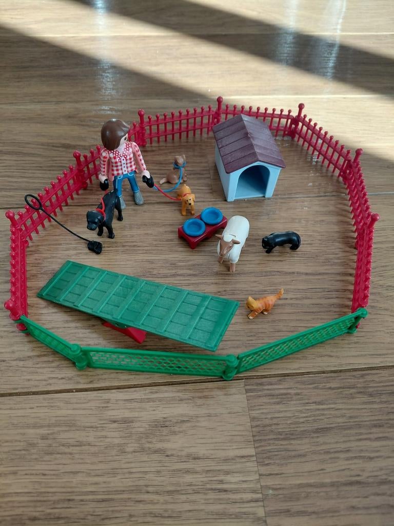 Playmobil hondenpark met hondjes en accessoires, Kinderen en Baby's, Speelgoed | Playmobil, Ophalen, Gebruikt, Los playmobil