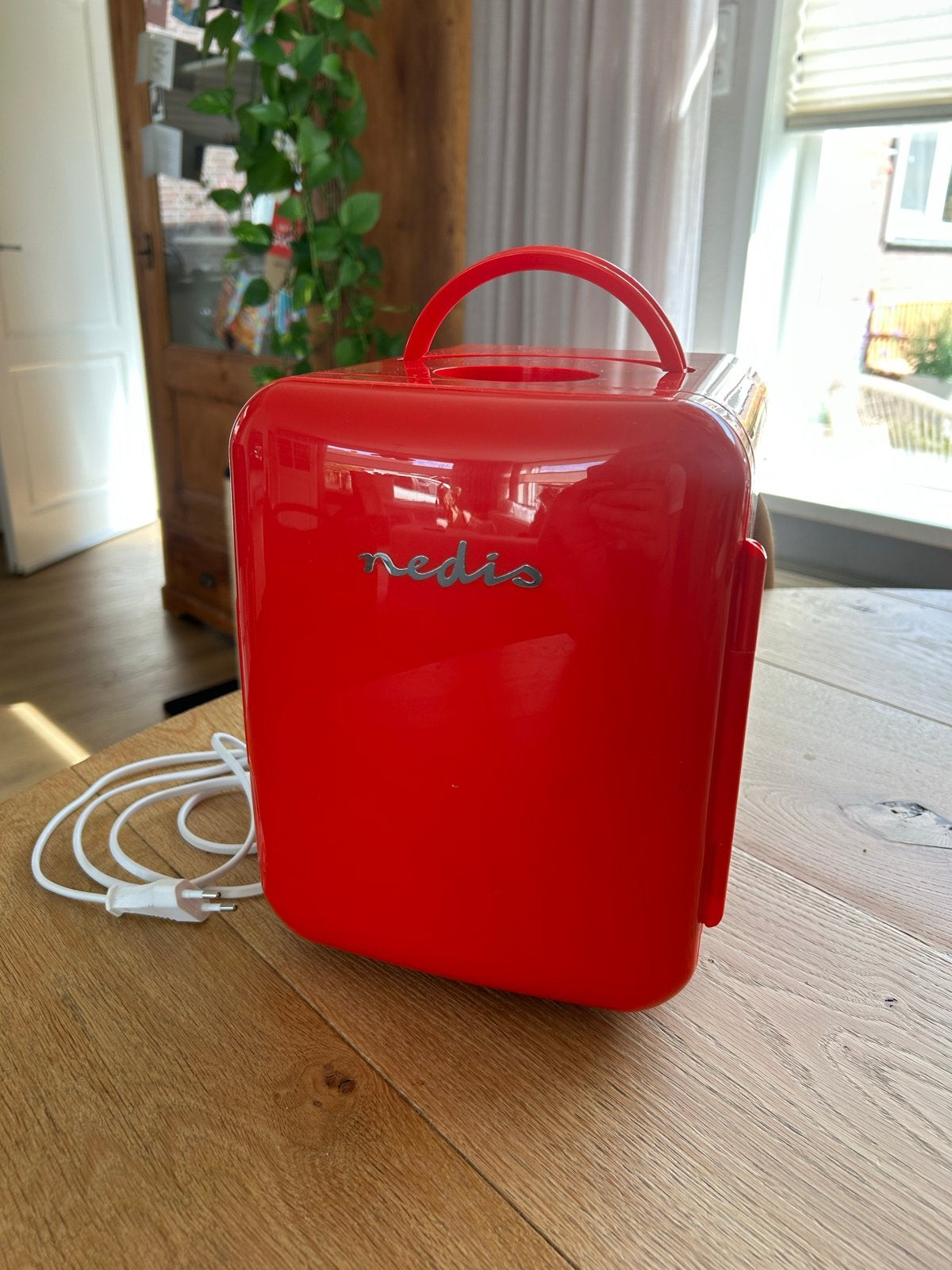 Nedis Mini Koelkast Rood - Compact en Draagbaar, Witgoed en Apparatuur, Koelkasten en IJskasten, Zonder vriesvak, Ophalen of Verzenden
