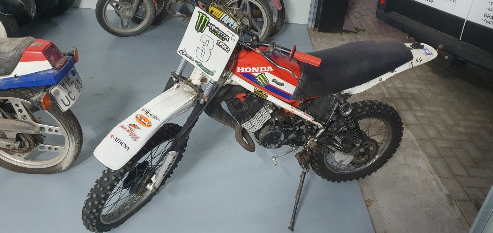 Te koop honda mt8 125cc goede compressie Schakelt goed, Fietsen en Brommers, Ophalen, Gebruikt, Honda