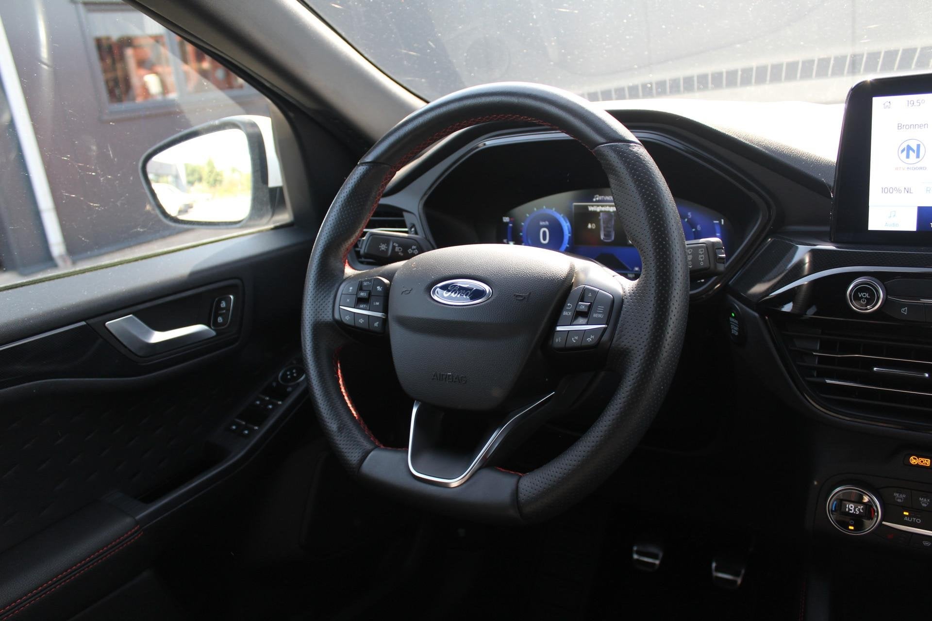 Ford Kuga 1.5 EcoBoost ST-Line X | Incl. 12 maanden Garantie, Auto's, Voorwielaandrijving, 150 pk, Wit, Bedrijf