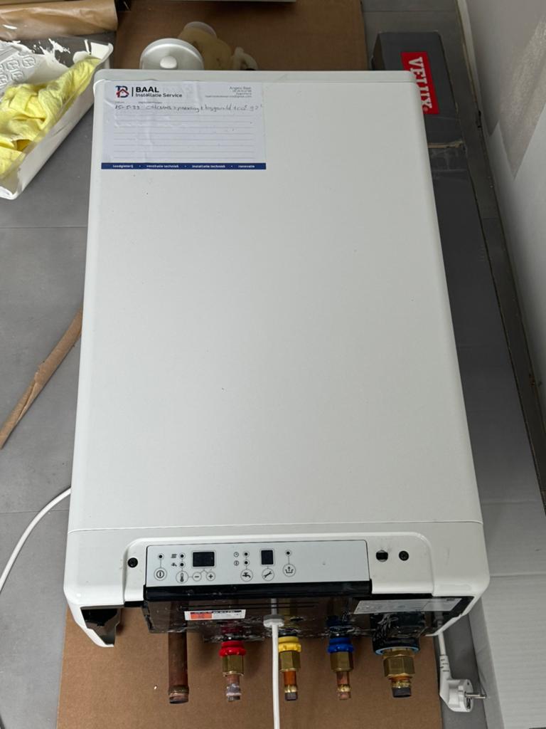 Intergas Kompakt HReco 36 CV-ketel cw 5, Doe-het-zelf en Verbouw, Verwarming en Radiatoren, Ophalen, 30 tot 80 cm, Hoog rendement (Hr)
