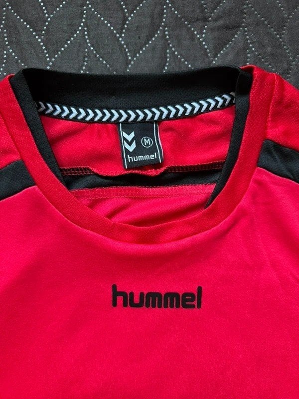 Foto 2 van Hummel sportshirt M