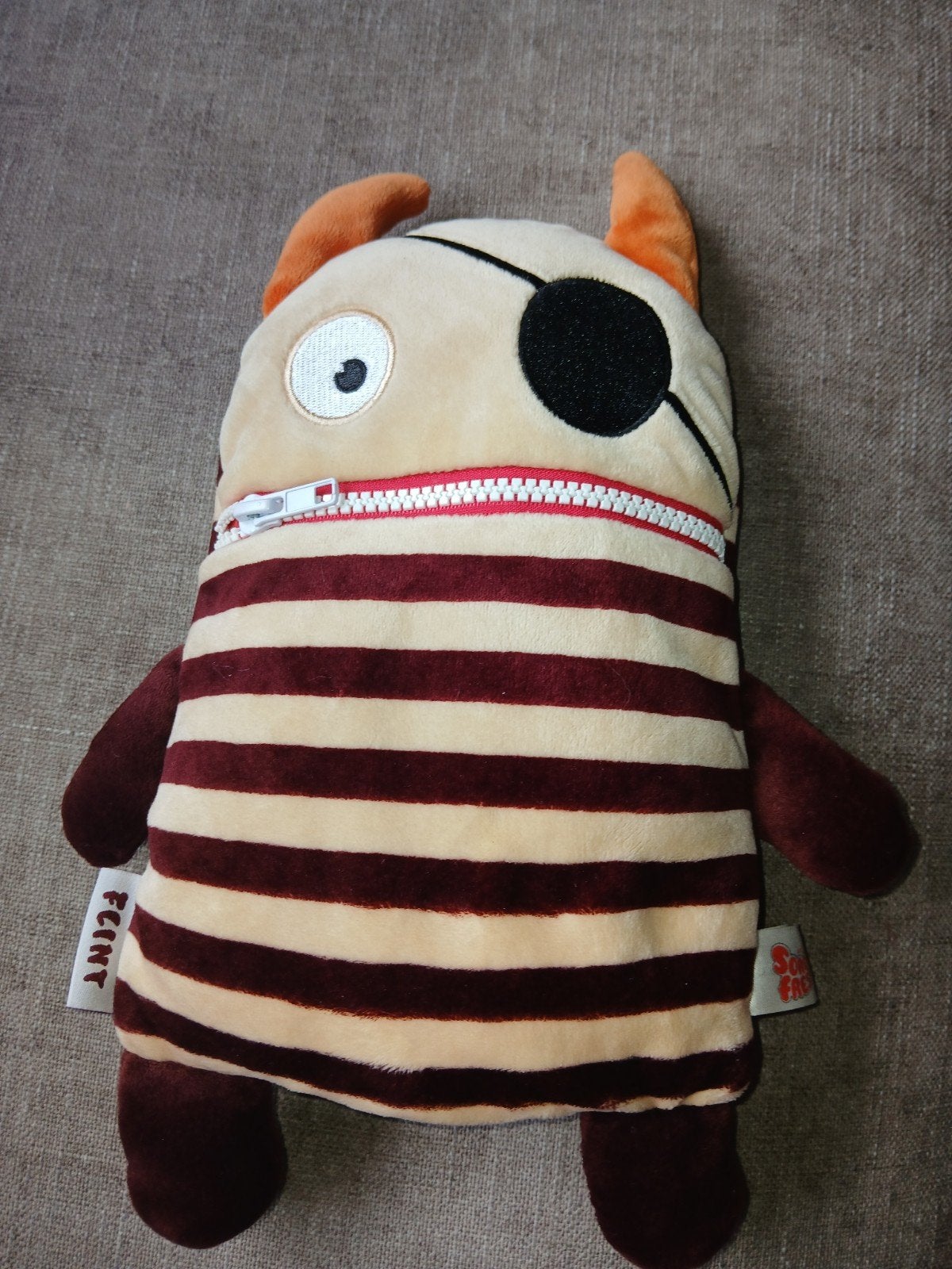 Fijne Funt knuffel met rits en ooglapje, Gebruikt, Overige merken, Overige karakters, Overige typen