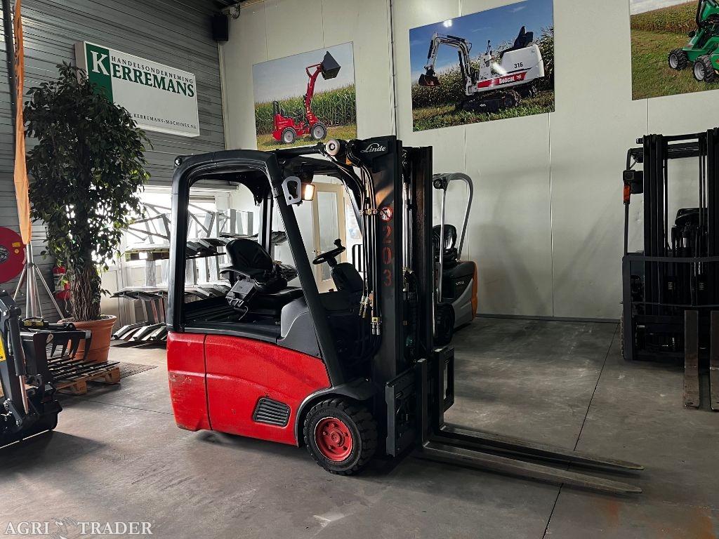 LINDE E14-01 Elektrische heftruck TRIPLO, ACCU van 2024., -, LINDE, Niet opgegeven, Heftruck