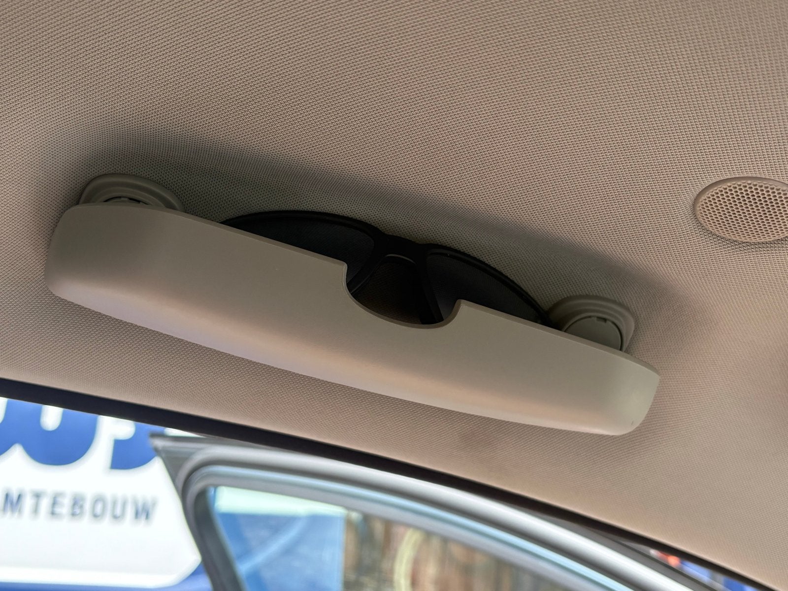 Originele brillenkokers Volvo V70 (2 stuks), Auto diversen, Ophalen of Verzenden, Zo goed als nieuw