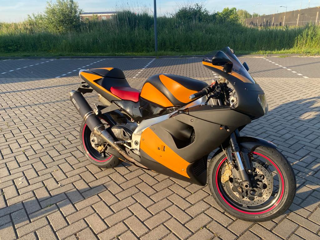 Sportieve Aprilia RSV Mille - Oranje/Zwart, 2 cilinders, Sportuitlaat, Motorrijbewijs A, Gebruikt