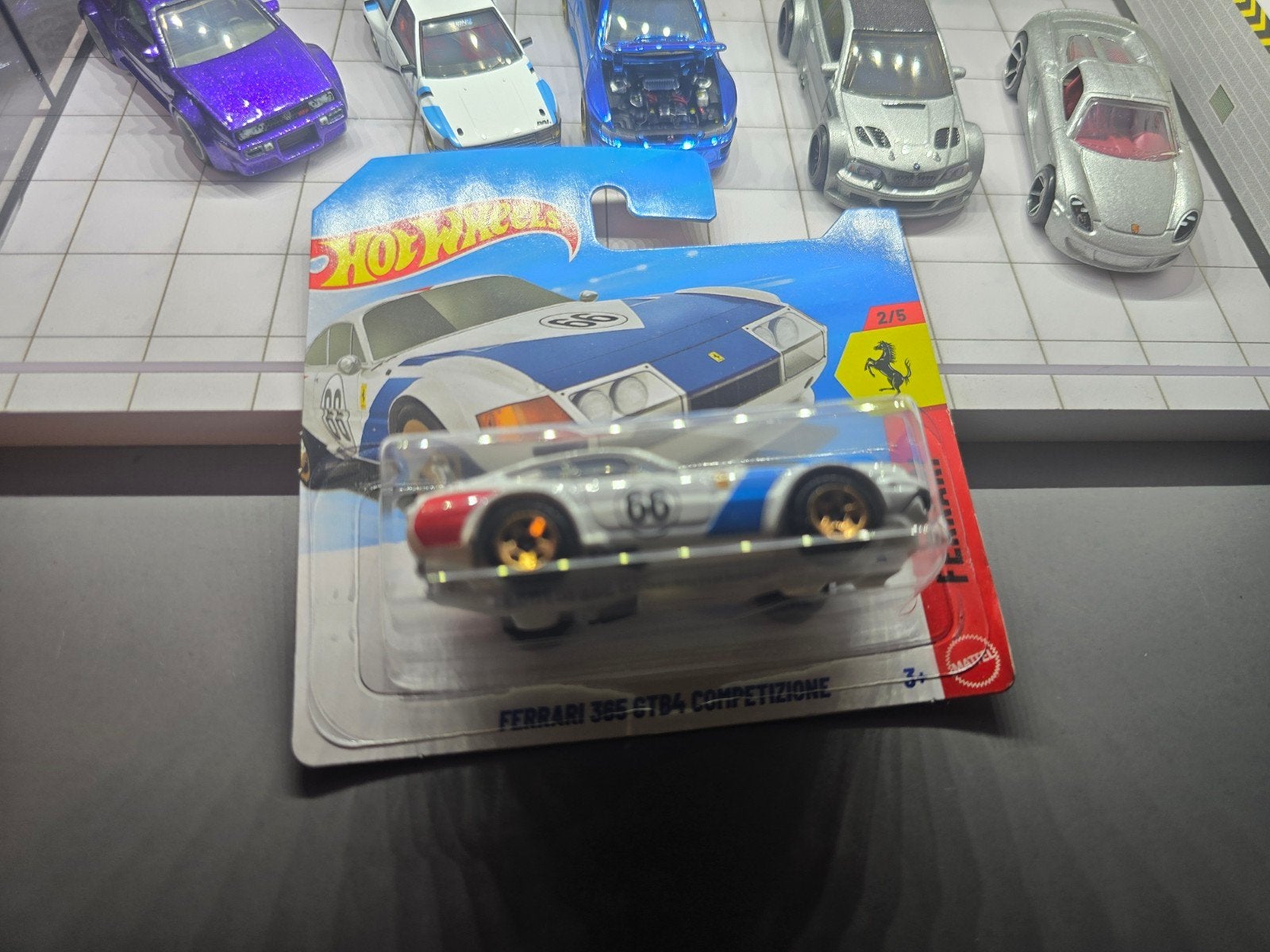Hot Wheels Ferrari 365 GTB4 Competizione, Hobby en Vrije tijd, Modelauto's | Overige schalen, Ophalen of Verzenden