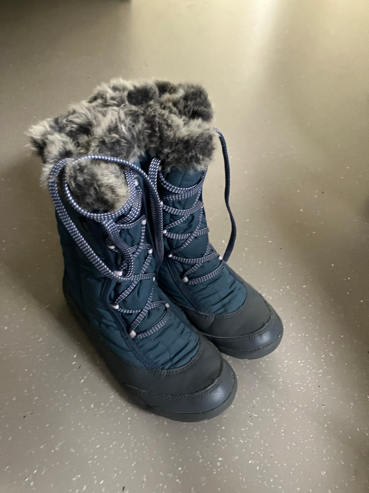 Quechua Snowboots - Maat 36 Zo goed als nieuw, Ophalen of Verzenden, Zo goed als nieuw, Jongen of Meisje, Laarzen