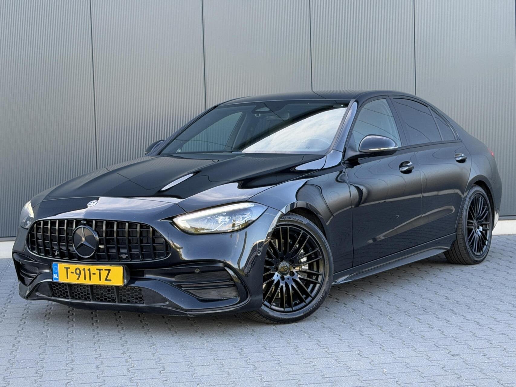 Mercedes C-klasse 180 AMG Line Burmester - Premium Sfeer - G, Auto's, Automaat, 4 cilinders, Zwart, Bedrijf