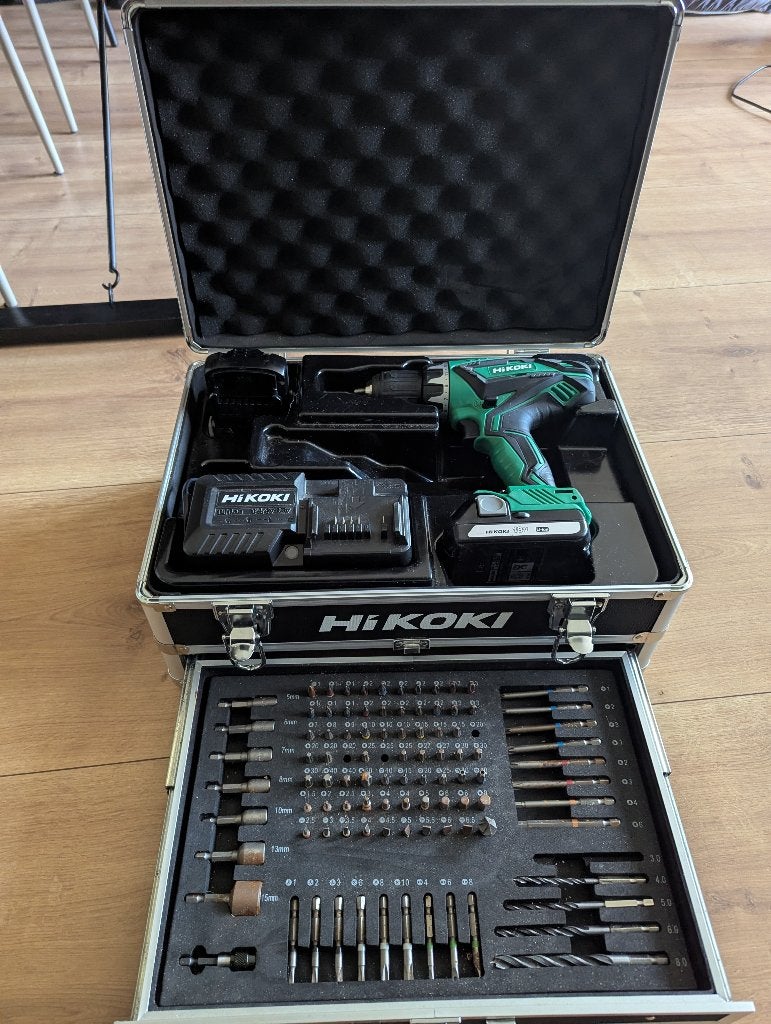 Hikoki Schroef boormachine, Doe-het-zelf en Verbouw, Gereedschap | Boormachines, Ophalen, Gebruikt, 600 watt of meer, Boor- en Schroefmachine