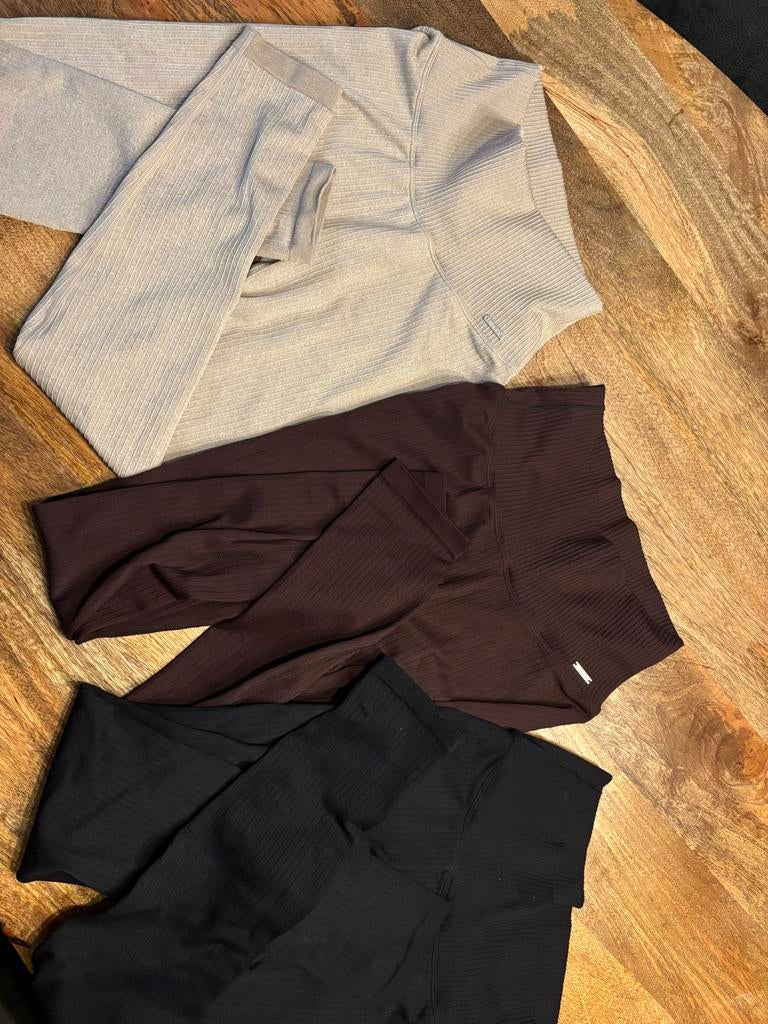 Aim'n Dames Leggings - Zwart (M) en Overige (S), Kleding | Dames, Legging, Maat 36/38 (S), Zwart, Ophalen of Verzenden