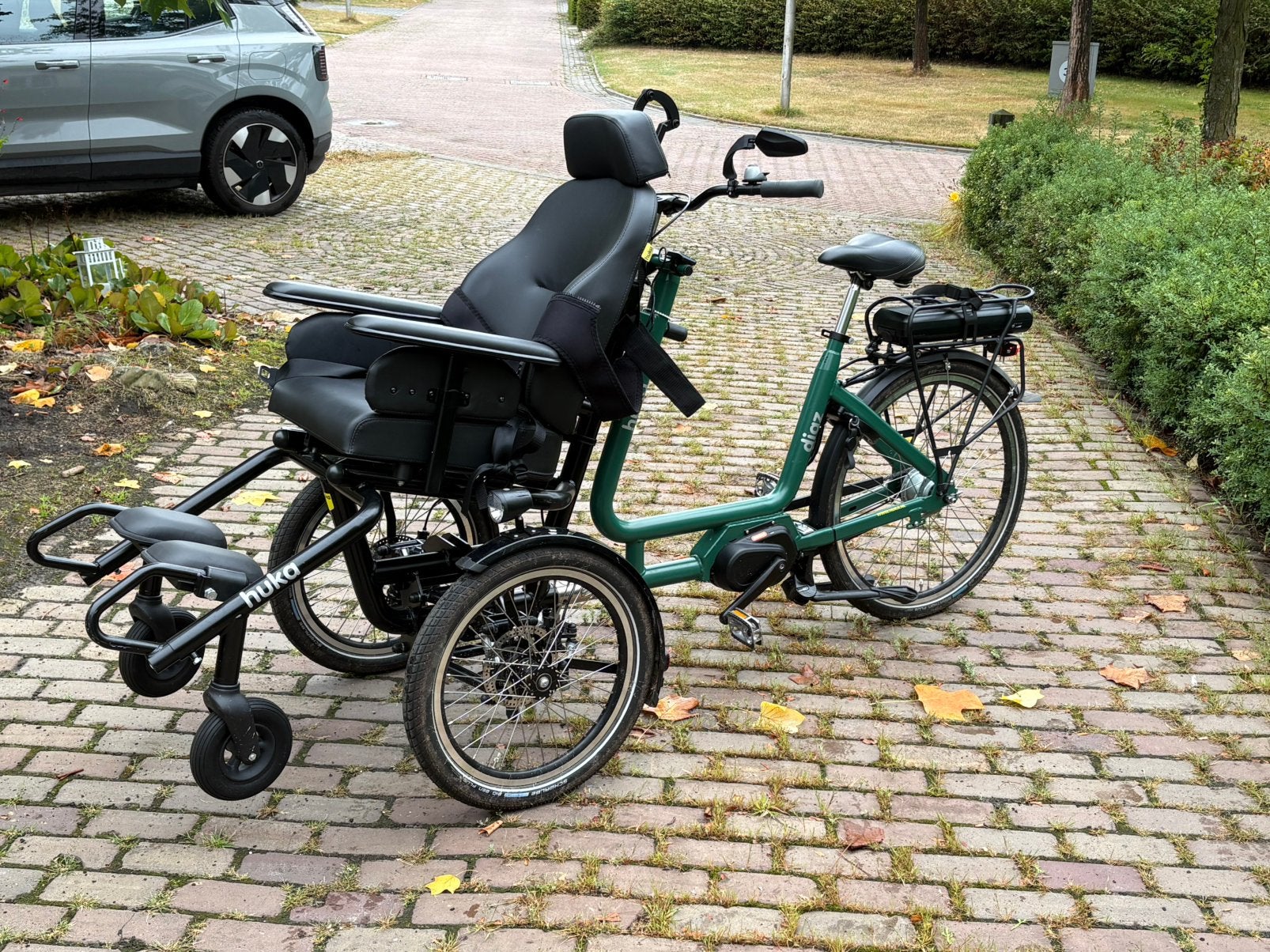 Huka Diaz rolstoelfiets, Ophalen, Zo goed als nieuw, Terugtraprem