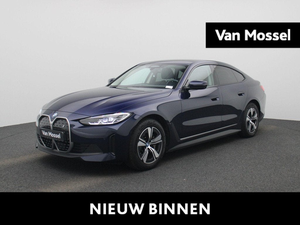 BMW i4 eDrive40 | Automaat | Apple Carplay | Camera | Parkee, Auto's, BMW, Bedrijf, Te koop, i4, Airbags, Airconditioning, Automatische klimaatregeling