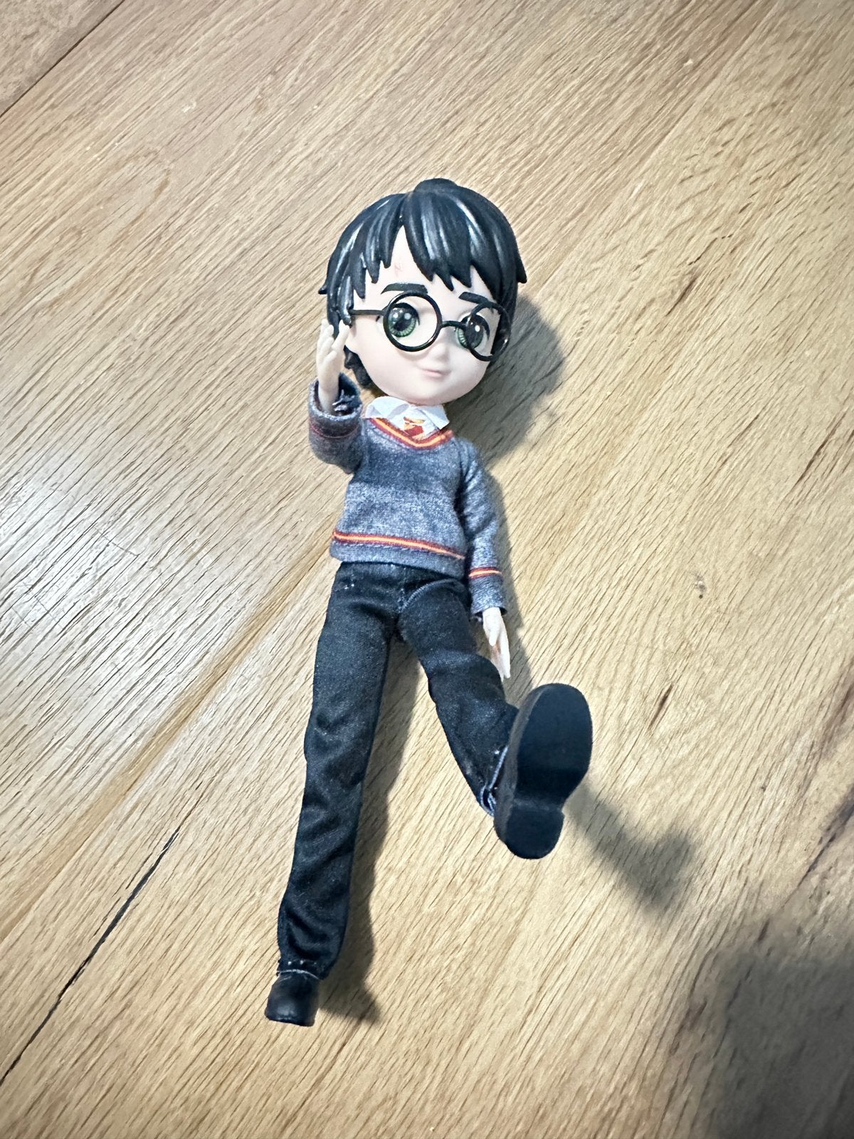 Mattel Harry Potter pop 27 cm – Hogwarts-uniform en bril, Ophalen of Verzenden, Zo goed als nieuw, Actiefiguurtje