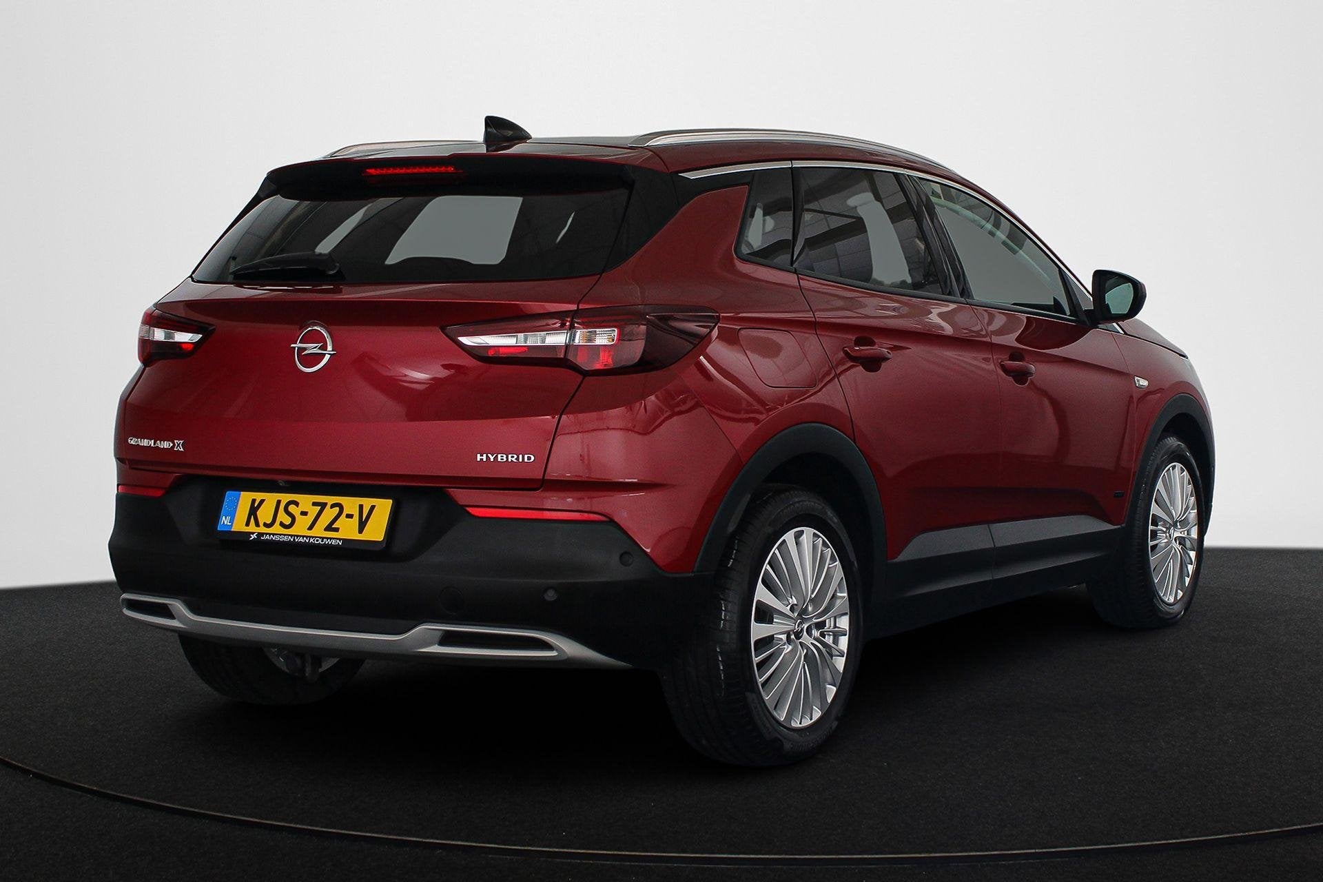 Opel Grandland X 1.6 Turbo Hybrid Innovation Stoelverwarming, Auto's, Opel, 228 pk, 4 cilinders, Leder en Stof, Plug-in hybride