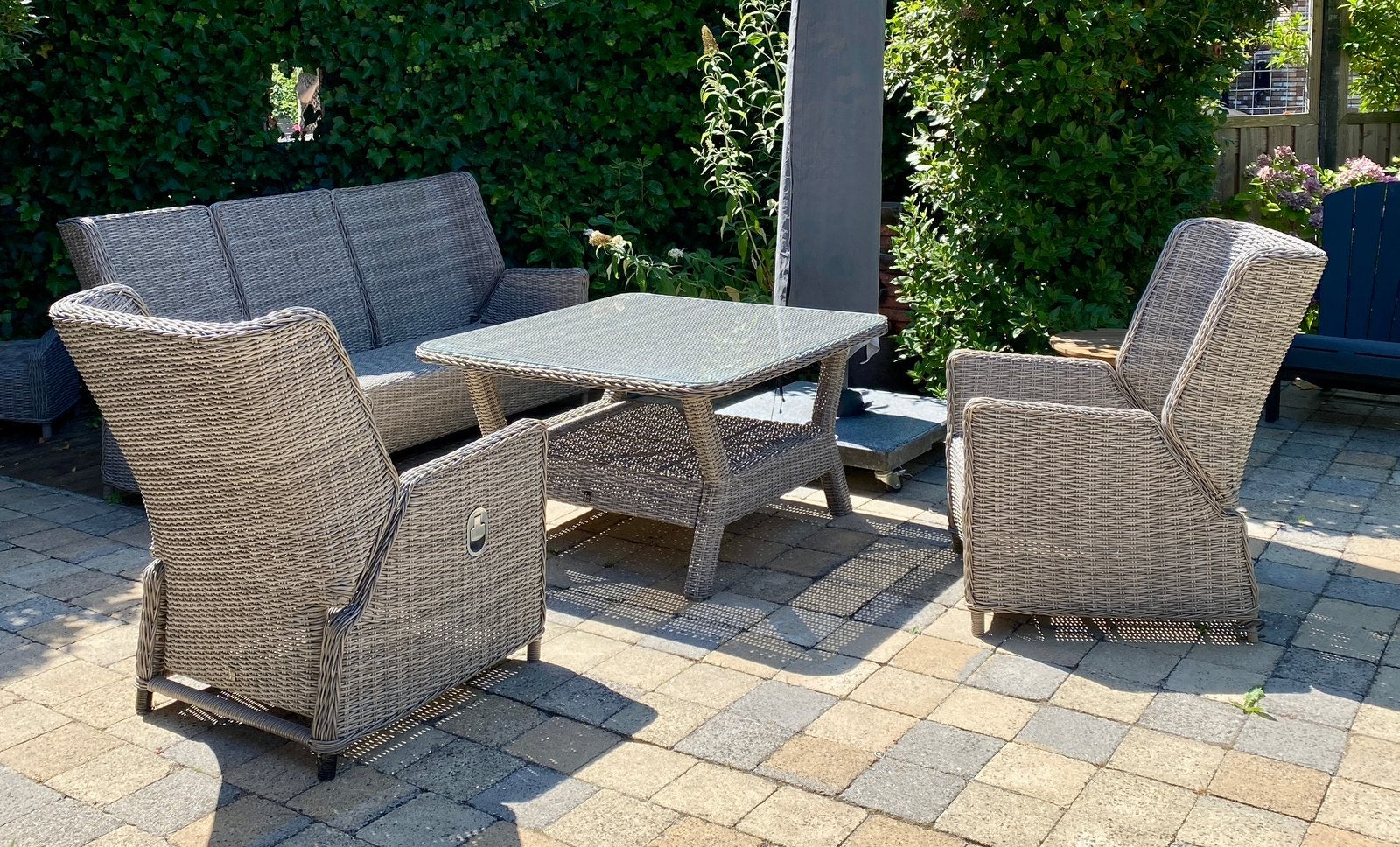 Tuinset Intratuin Samba grijs met zwarte kussens, Zo goed als nieuw, Wicker, Bank, Ophalen