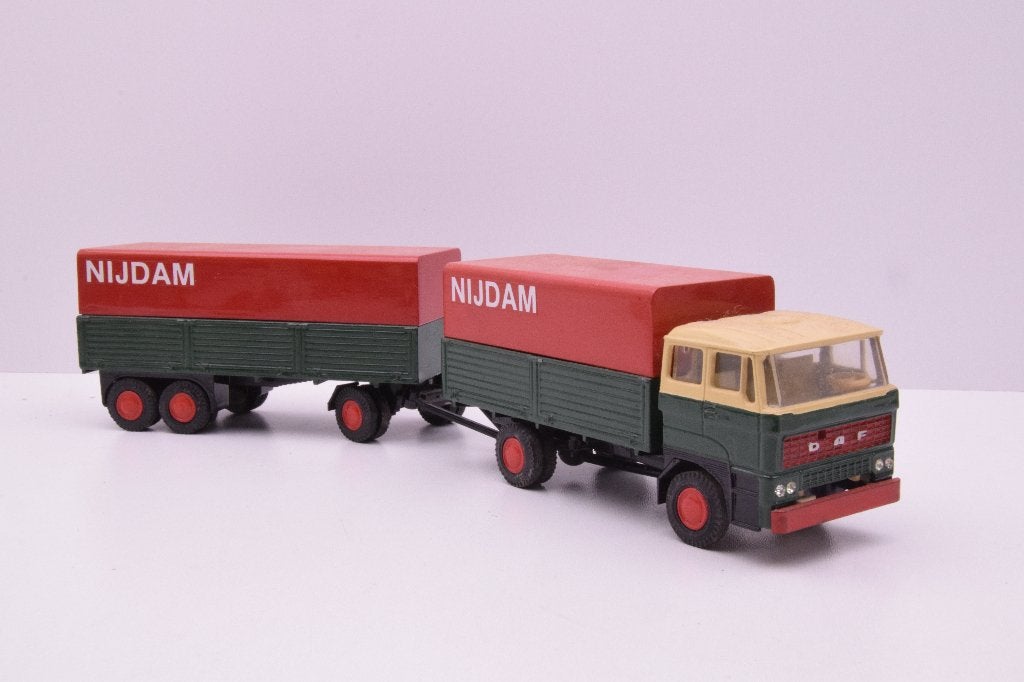 DAF 2800 combi  ''  Nijdam Transport  ''  Lion Car, Ophalen of Verzenden, Zo goed als nieuw, Bus of Vrachtwagen, Lion Toys