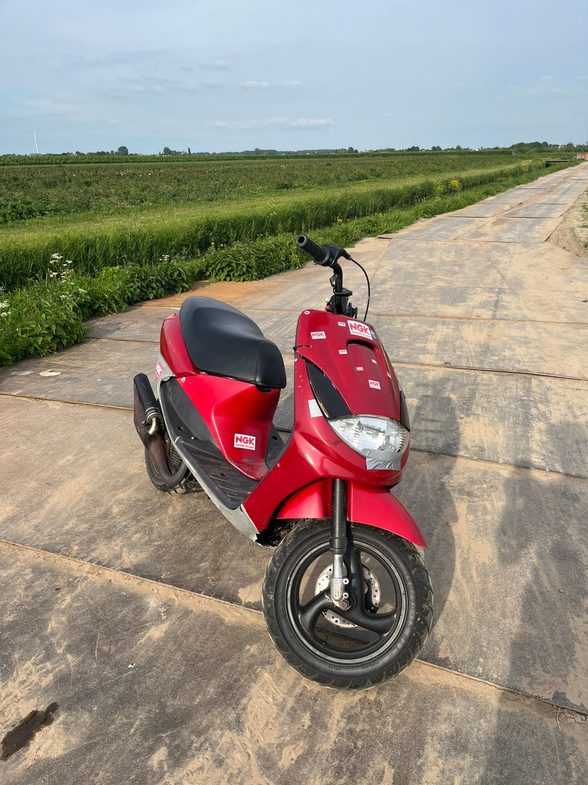 Viva city 70cc, Fietsen en Brommers, Scooters | Peugeot, Ophalen, Zo goed als nieuw, Tweetakt, Vivacity