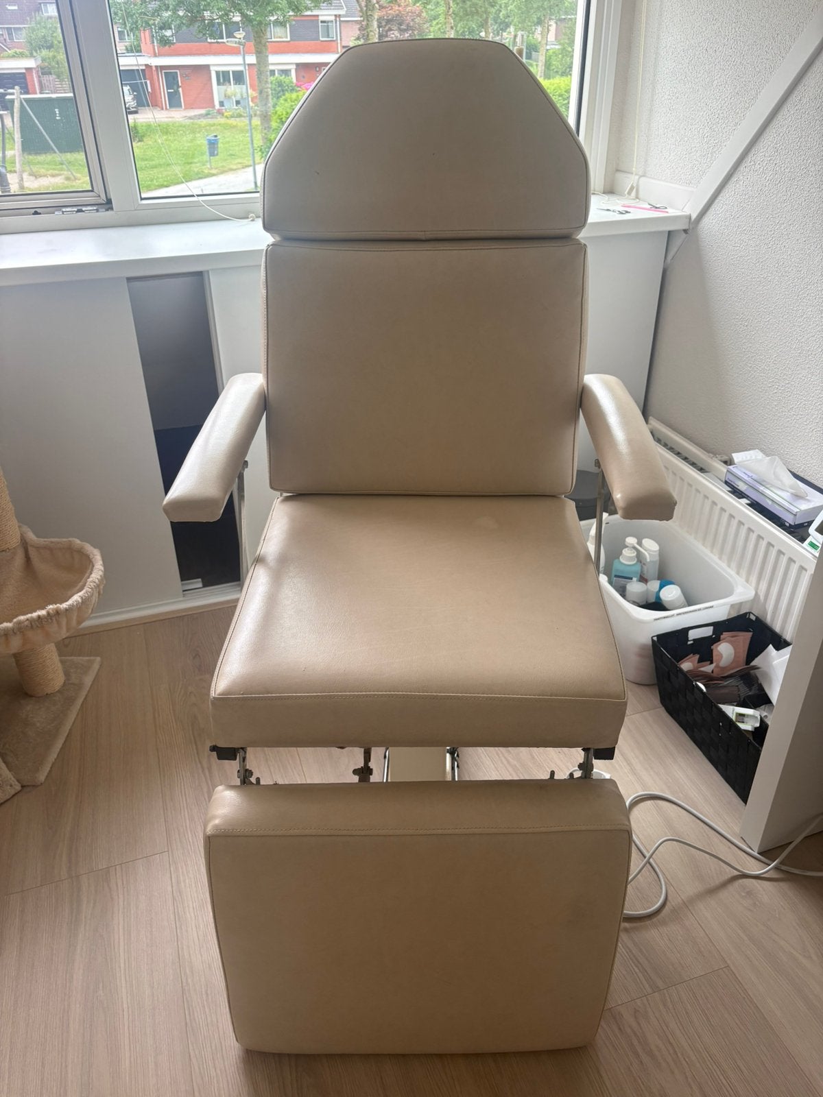 Stoel voor schoonheidsspecialiste of pedicure massage stoel, Ophalen of Verzenden, Gebruikt, Overige typen