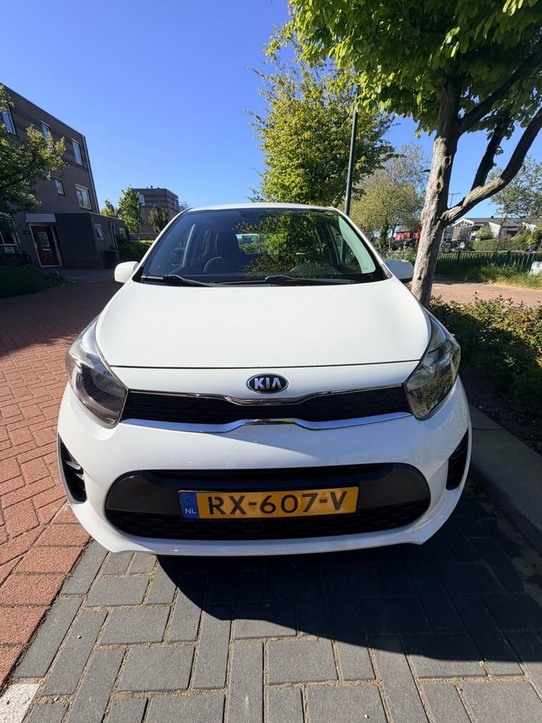 Kia Picanto 1.0 CVVT ComfortPlusLine Navigator CAM AIRCO, Voorwielaandrijving, Zwart, 95 pk, Origineel Nederlands