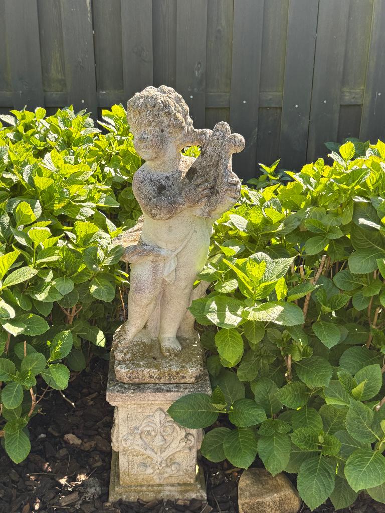 2 tuinbeelden met sokkel, Tuin en Terras, Tuinbeelden, Ophalen, Gebruikt, Beton, Overige typen