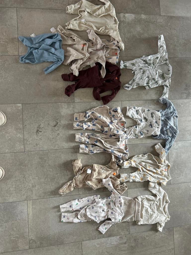 Babykleding maat 44 - Diverse rompertjes en pakjes, Kinderen en Baby's, Babykleding | Prematuur, Gebruikt, Setje, Jongetje of Meisje