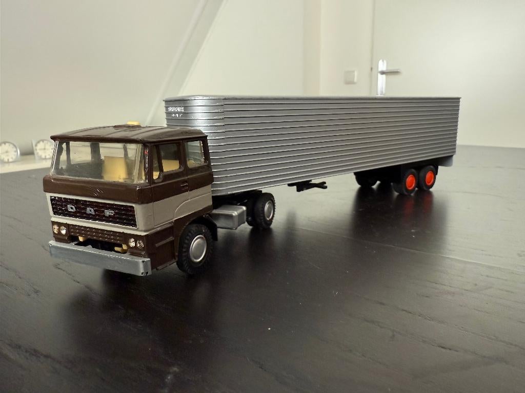 LION Car No 36 model vrachtwagen, Ophalen of Verzenden, Zo goed als nieuw, Bus of Vrachtwagen, Lion Toys